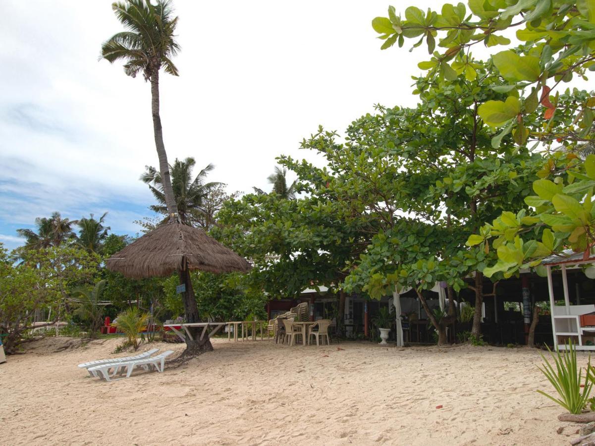 Oyo 853 Malapascua Beach And Dive Resort Exterior photo